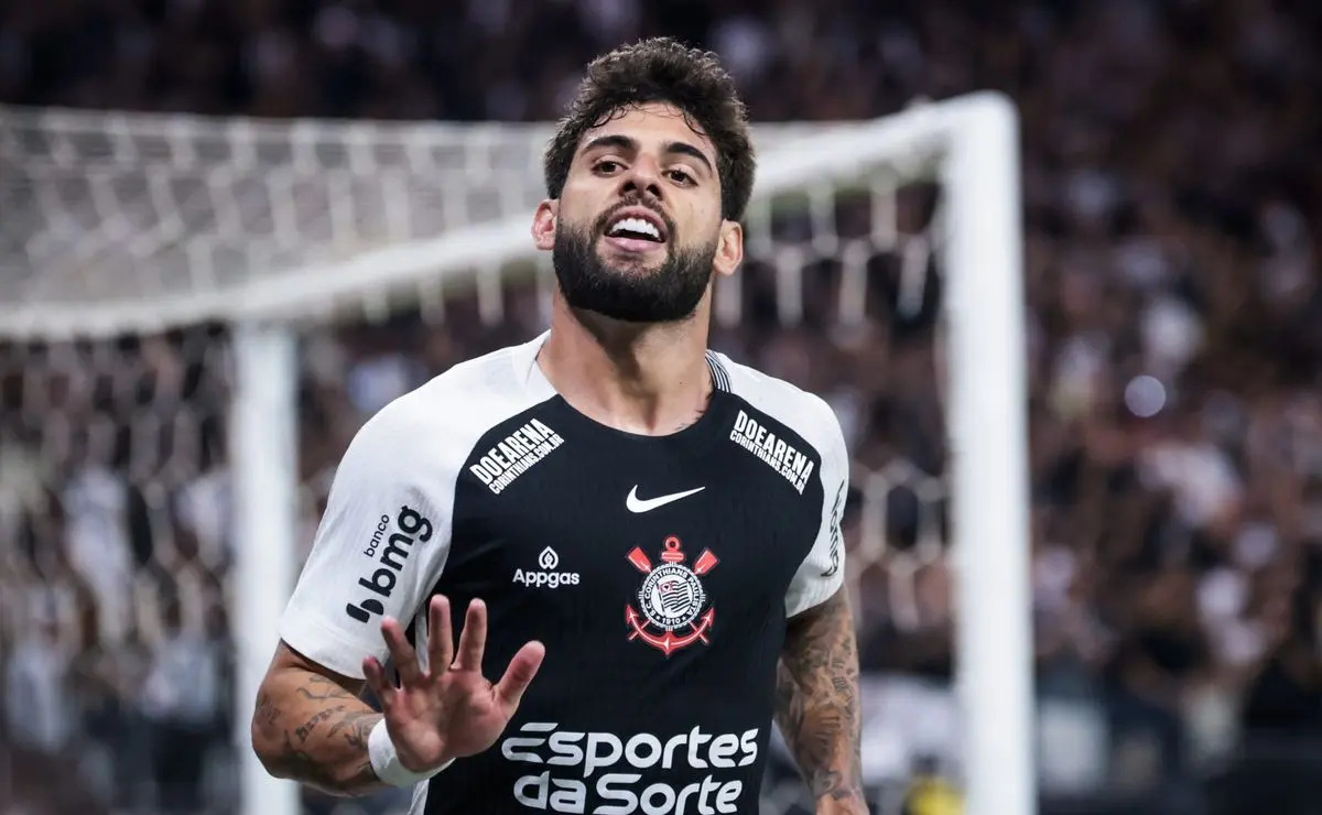 Corinthians enfrenta desafios ao manter o equilíbrio ofensivo sem Yuri Alberto.