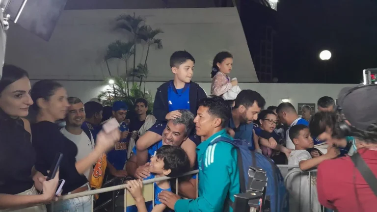 Cruzeiro chega ao Espírito Santo para a disputa da Vitória Cup, sem Matheus Henrique e com Japa.