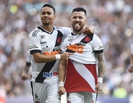 De Toko Filipe a Nuno Moreira: como se saíram os últimos 25 jogadores contratados pelo Vasco
