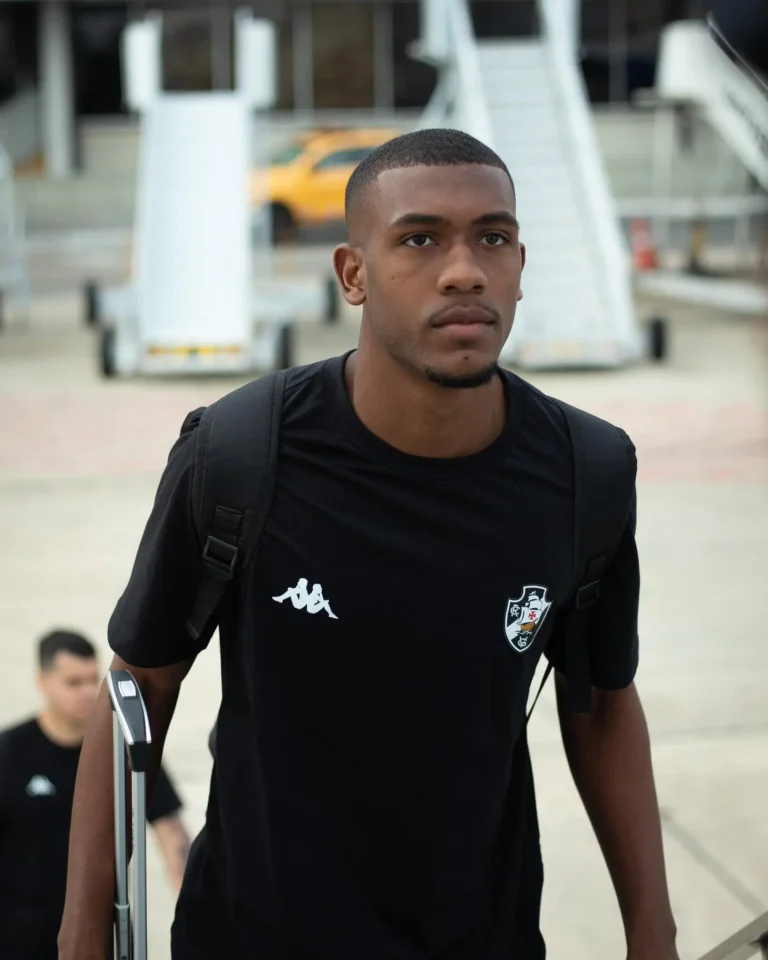 Escalação do Vasco: veja o time provável para enfrentar o Botafogo