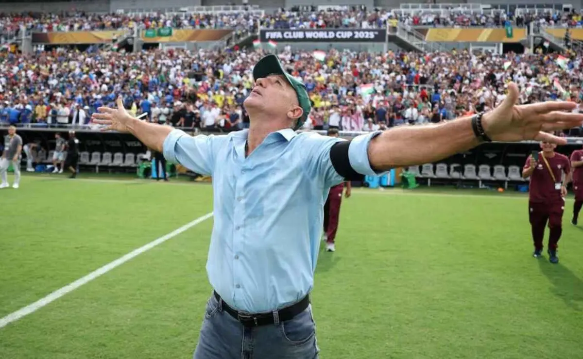 Estratégia do Renato Gaúcho leva o Fluminense à semifinal do Mundial de Clubes