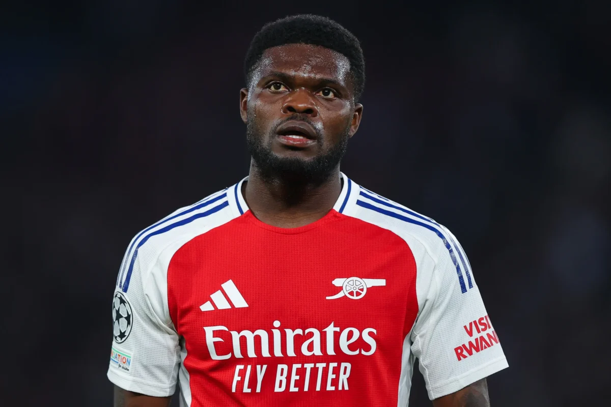 Ex-Jogador do Arsenal é Acusado de Vários Estupros Graves