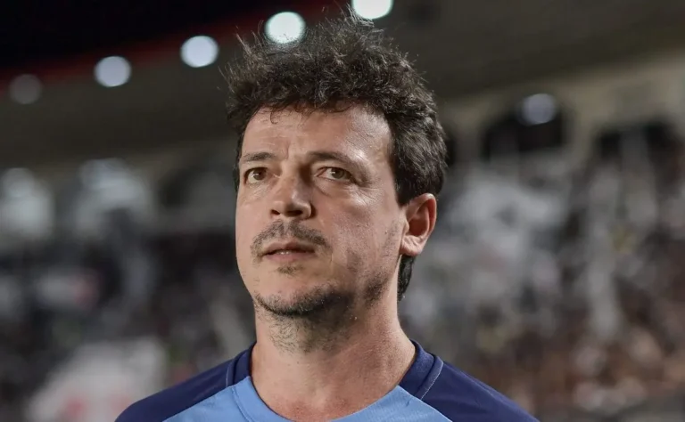 Fernando Diniz descobre marca antes de Vasco de Gama x Botafogo envolvendo o Paris Saint-Germain