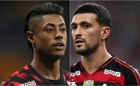 "Flamengo enfrenta adversidades na Libertadores com ausências de jogadores-chave."