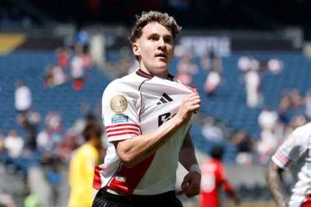 Flamengo manifesta interesse em contratar o atacante Colidio, do River Plate