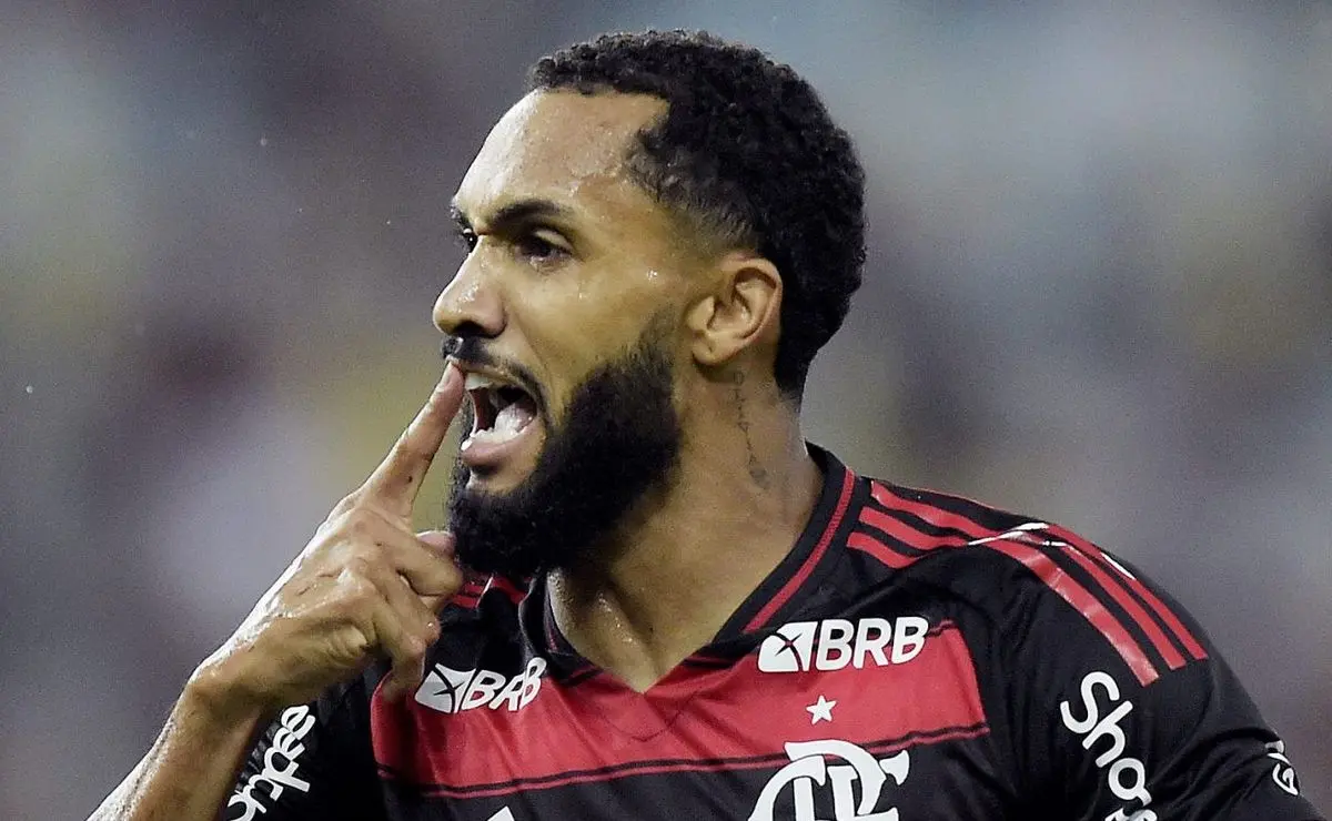 Flamengo recusa ofertas externas por Juninho e atacante vai ganhar oportunidades com Filipe Luís
