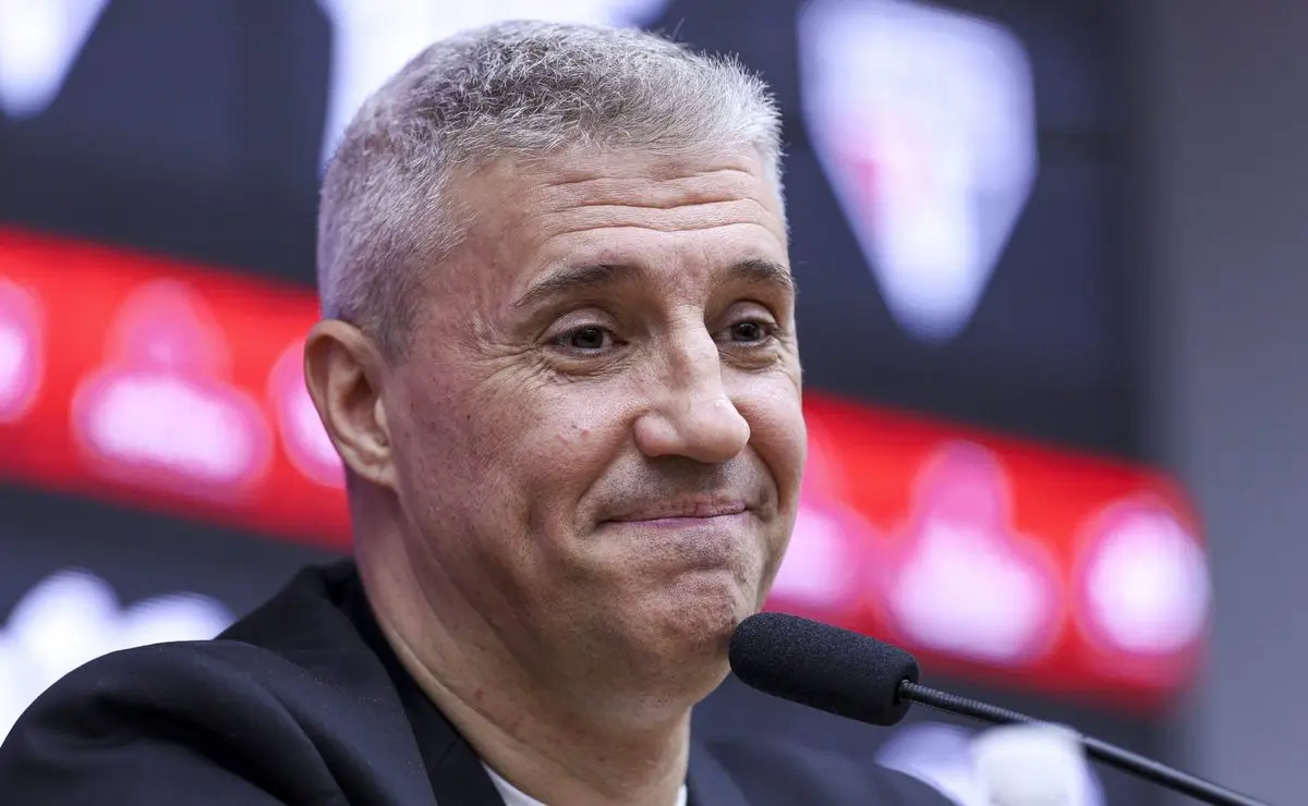 "Flamengo vs. São Paulo: Crespo pode estrear contra o time carioca"
