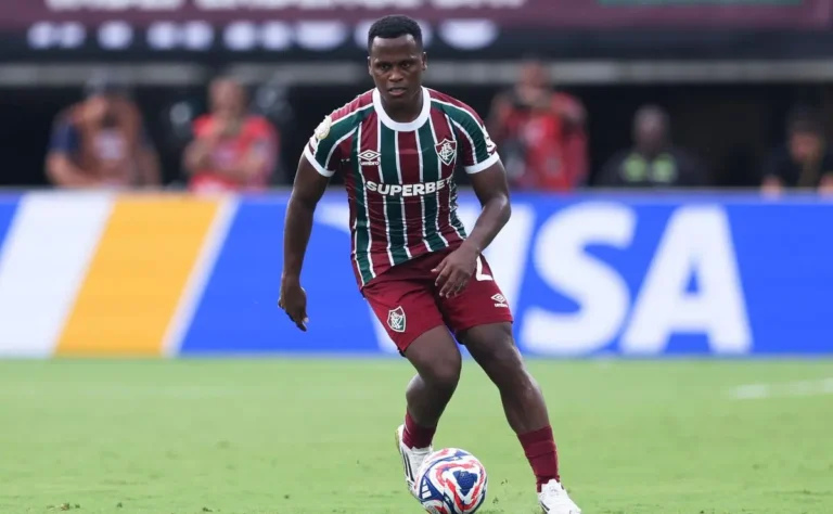 Fluminense Vacila em Vender Arias devido a Problemas de Propriedade dos Direitos do Jogador.