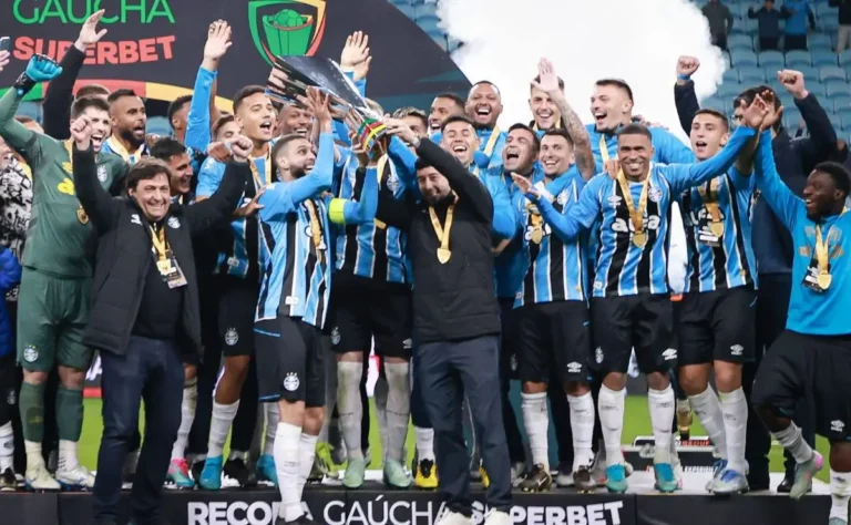 Grêmio mantém invencibilidade em finais na Arena do Grêmio e soma 11 títulos em 11 decisões.