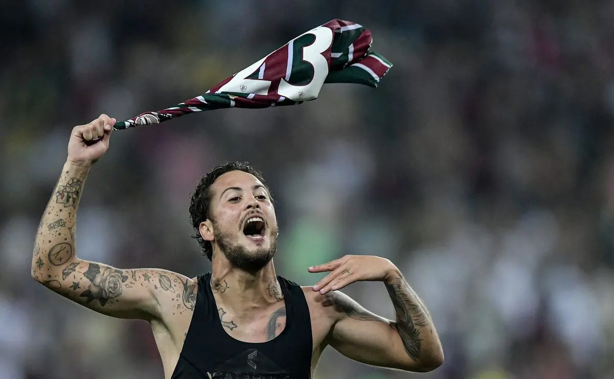 Guga admira a habilidade do goleiro Fábio do Fluminense: “Ele é inexplicável”
