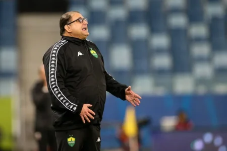 Guto Ferreira Exige Incisividade em Terceira Derrota Consecutiva do Cuiabá