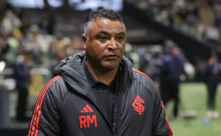 Internacional enfrenta revolta da torcida ao negociar com o jogador reprovado nas redes sociais