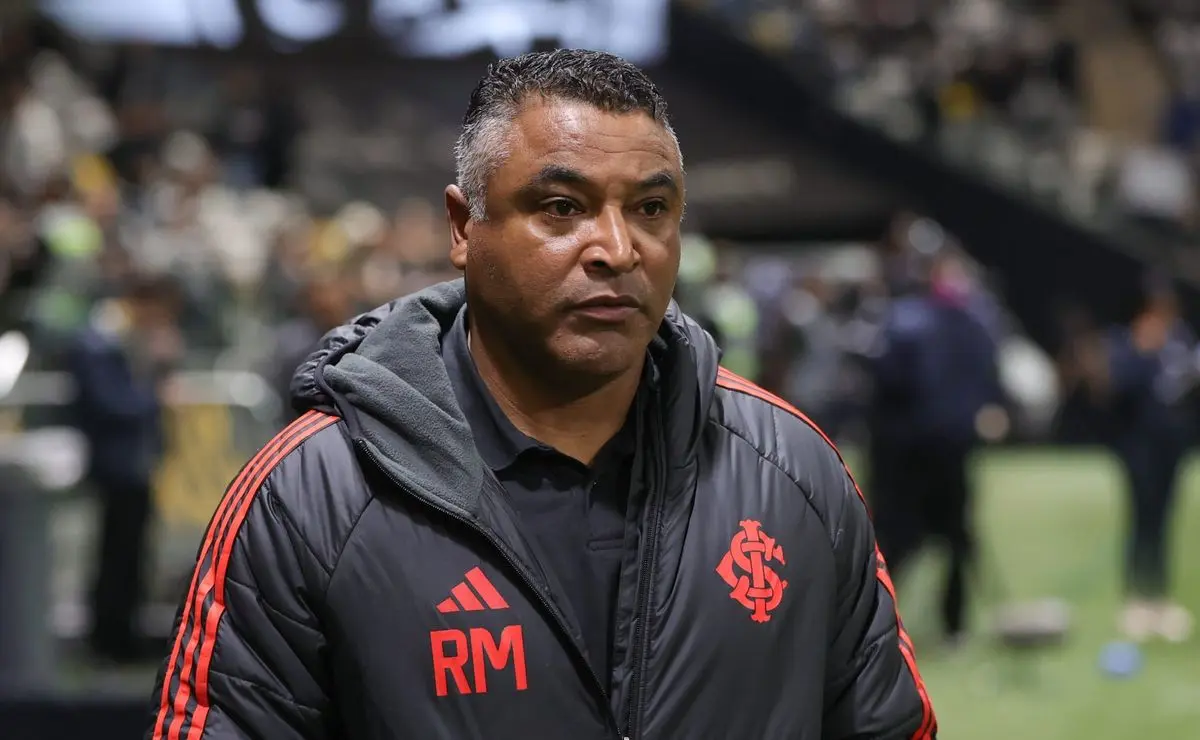 Internacional enfrenta revolta da torcida ao negociar com o jogador reprovado nas redes sociais