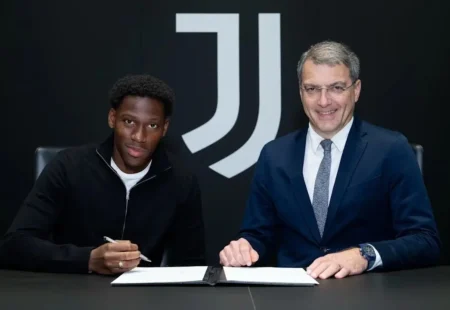 Juventus contrata Jonathan David, jogador estrela do Lille em fim de contrato