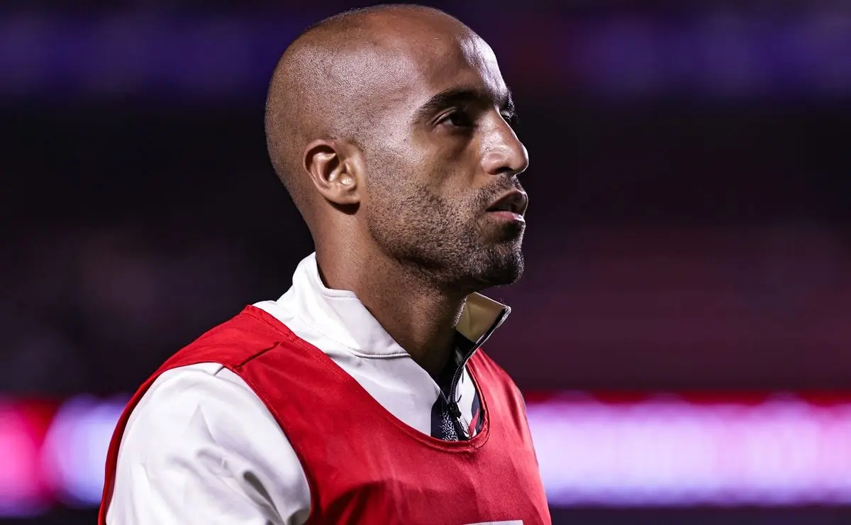Lucas Moura deve retornar pelo São Paulo contra o Red Bull Bragantino