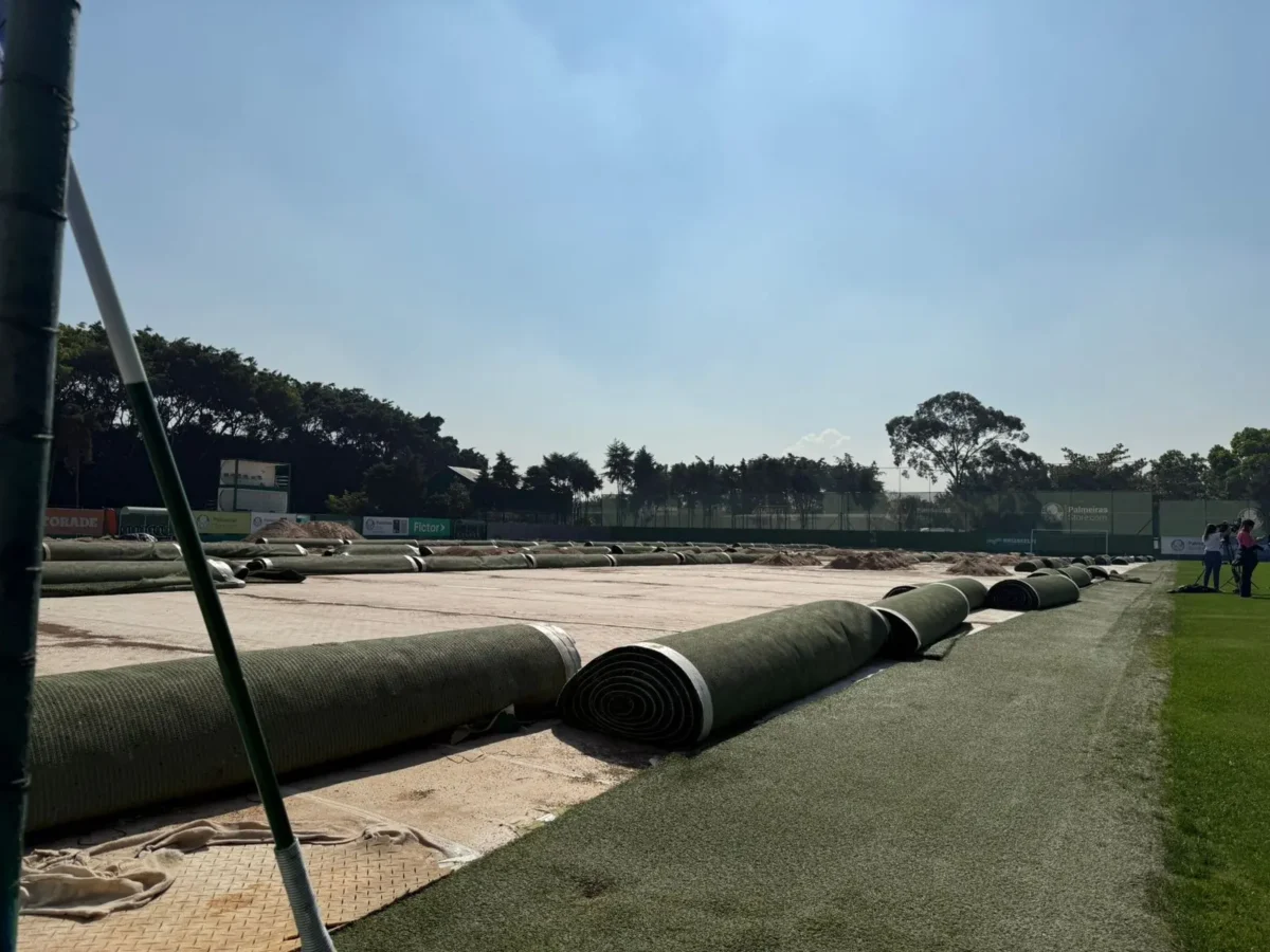 O que você precisa saber sobre a reforma do Palmeiras no gramado sintético da Academia de Futebol