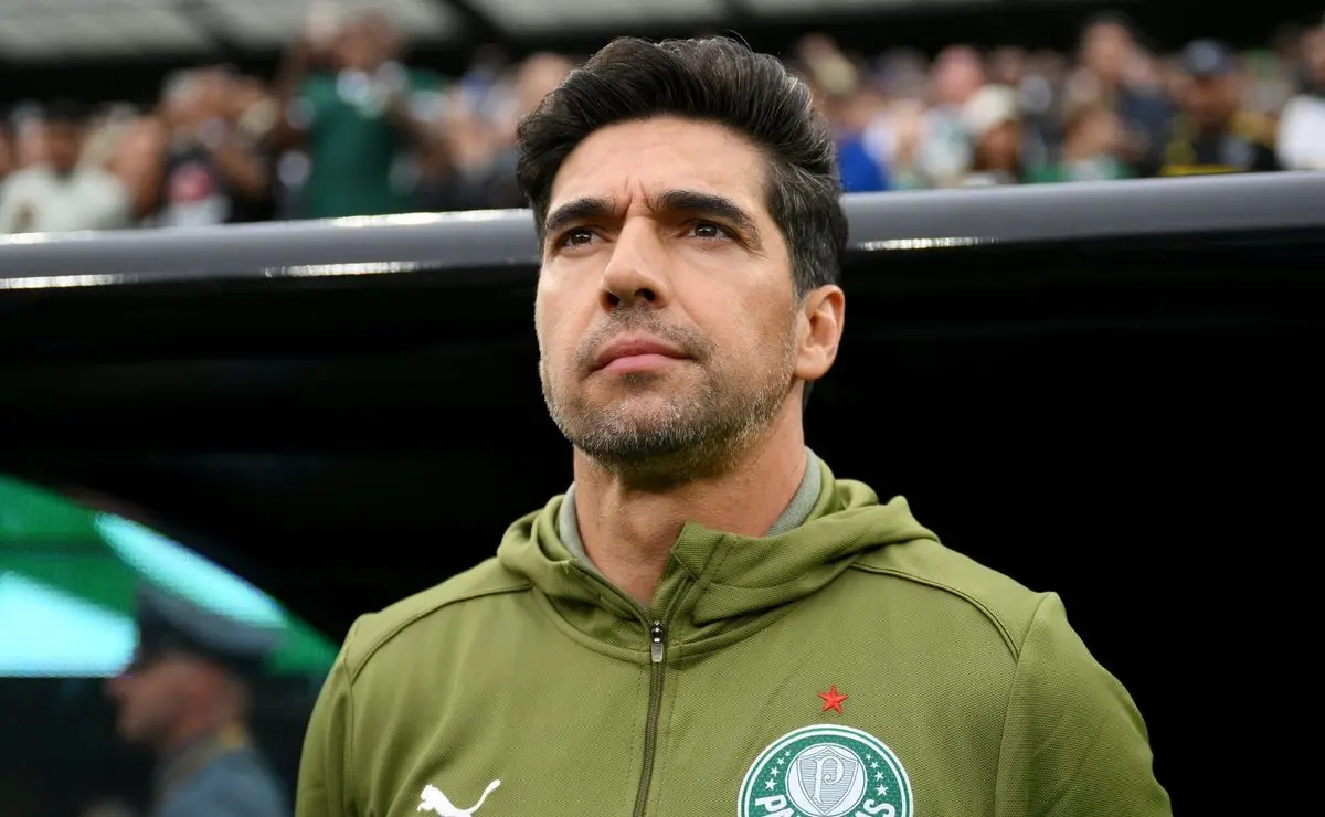 "Palmeiras é derrotado pelo Chelsea e Abel Ferreira é alvo de críticas"