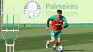 Palmeiras treina com Maurício e Piquerez; Giay e Murilo estão fora da equipe para o Brasileiro