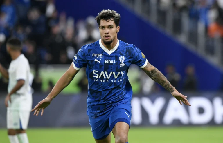 Quem são os brasileiros e os astros do Al-Hilal? Conheça os principais jogadores adversários do Fluminense