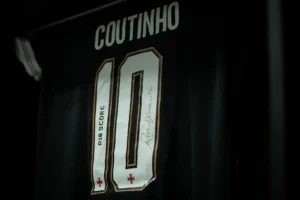 Quiz: quem era o artilheiro principal do Vasco em jogos inesquecíveis?