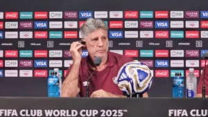 Renato Gaúcho, do Fluminense, prega respeito ao Chelsea, mas declara: "Viemos para fazer história"