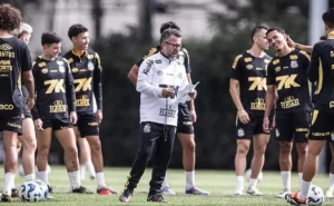 Santos Acelera Treinamento e Planeja Retorno ao Campeonato Brasileiro com Força Total