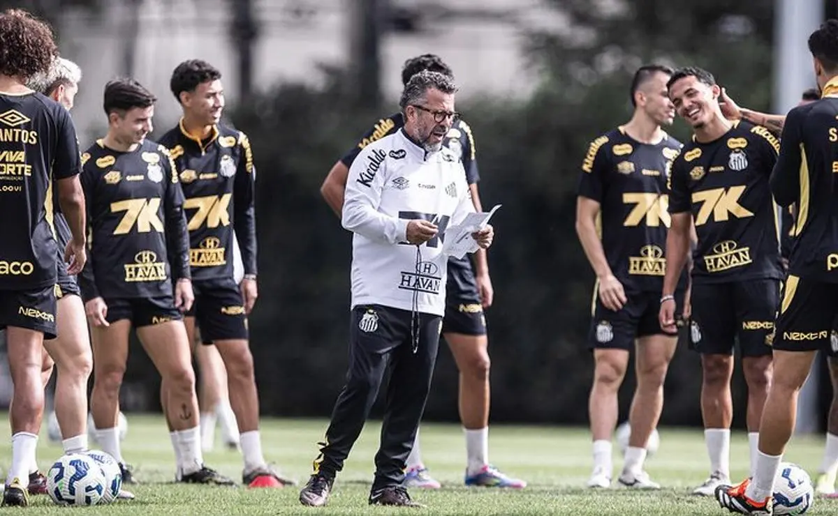 Santos Acelera Treinamento e Planeja Retorno ao Campeonato Brasileiro com Força Total