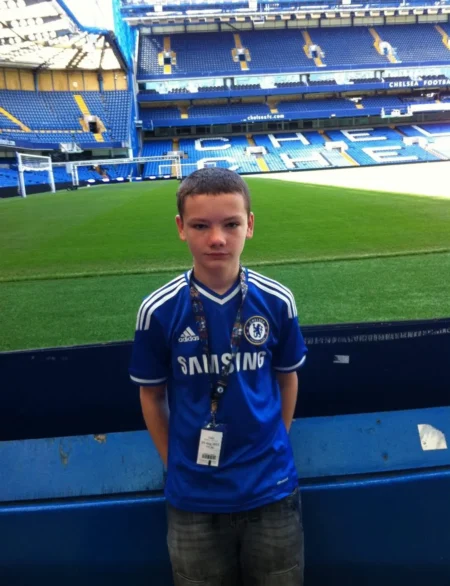 Torcedor do Chelsea vira fã do Flamengo e seguirá da Inglaterra o jogo com São Paulo