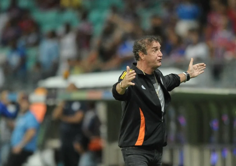 Um técnico choroso: "Na dor se aprende"