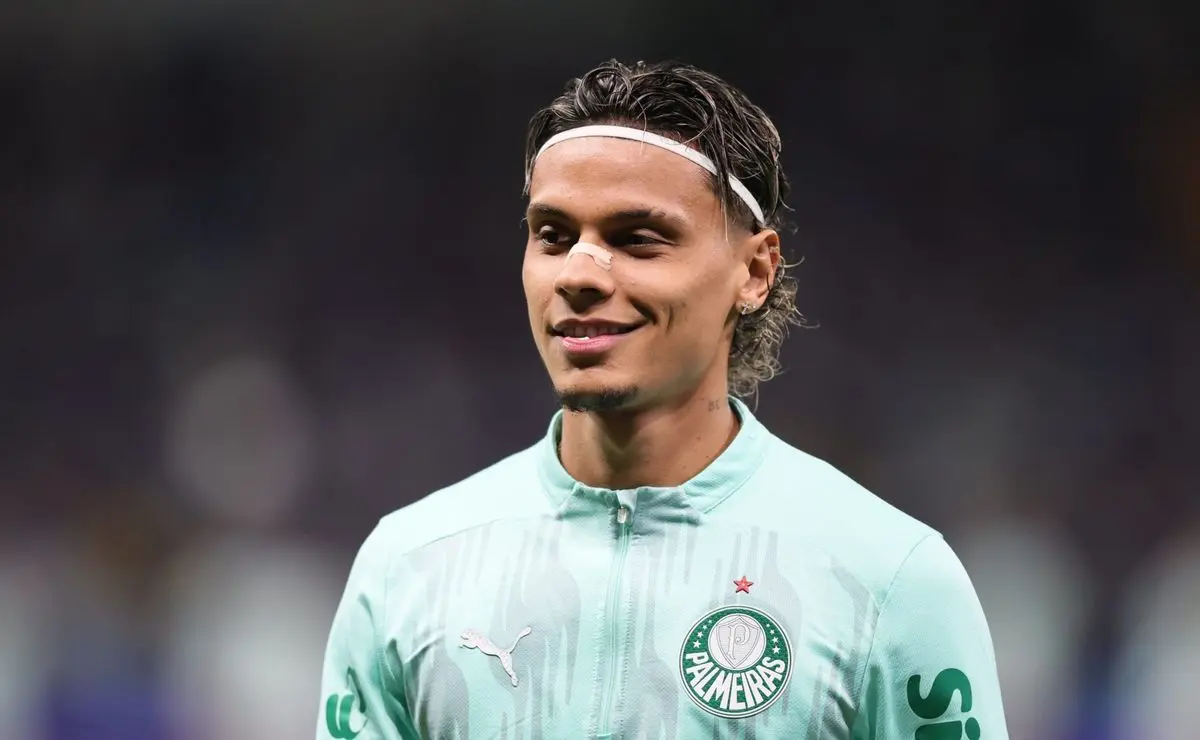 "Zenit faz proposta oficial ao Palmeiras por Richard Ríos, mas jogador não fará parceria com Gerson"