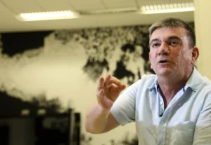 Órgão de fiscalização do Corinthians manda investigação sobre gastos de Andrés para Comissão de Ética
