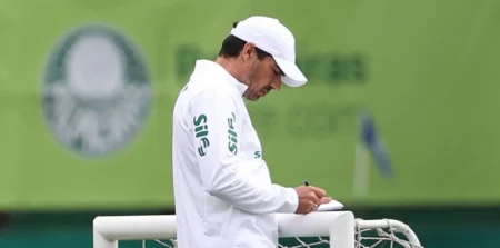 Abel Braga em Dilema no Palmeiras: A Sequência Crucial do Ano Abel Braga em Dilema no Palmeiras: A Sequência Crucial do Ano