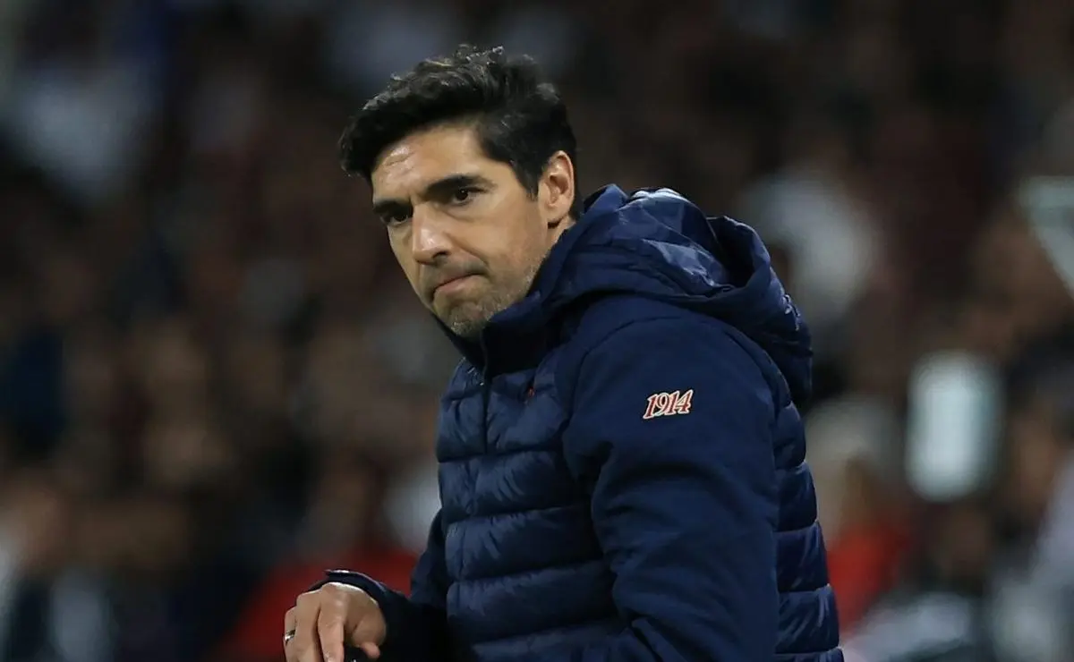 Abel pondera mudanças no Palmeiras diante do Cruzeiro após revés contra a LDU