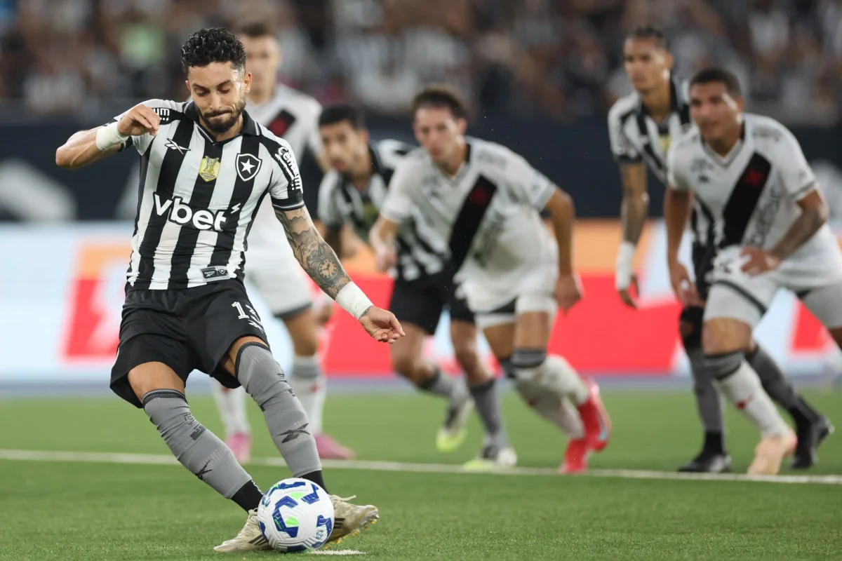 Alex Telles é a chave? Botafogo perde eficácia ofensiva sem o lateral; confira os dados