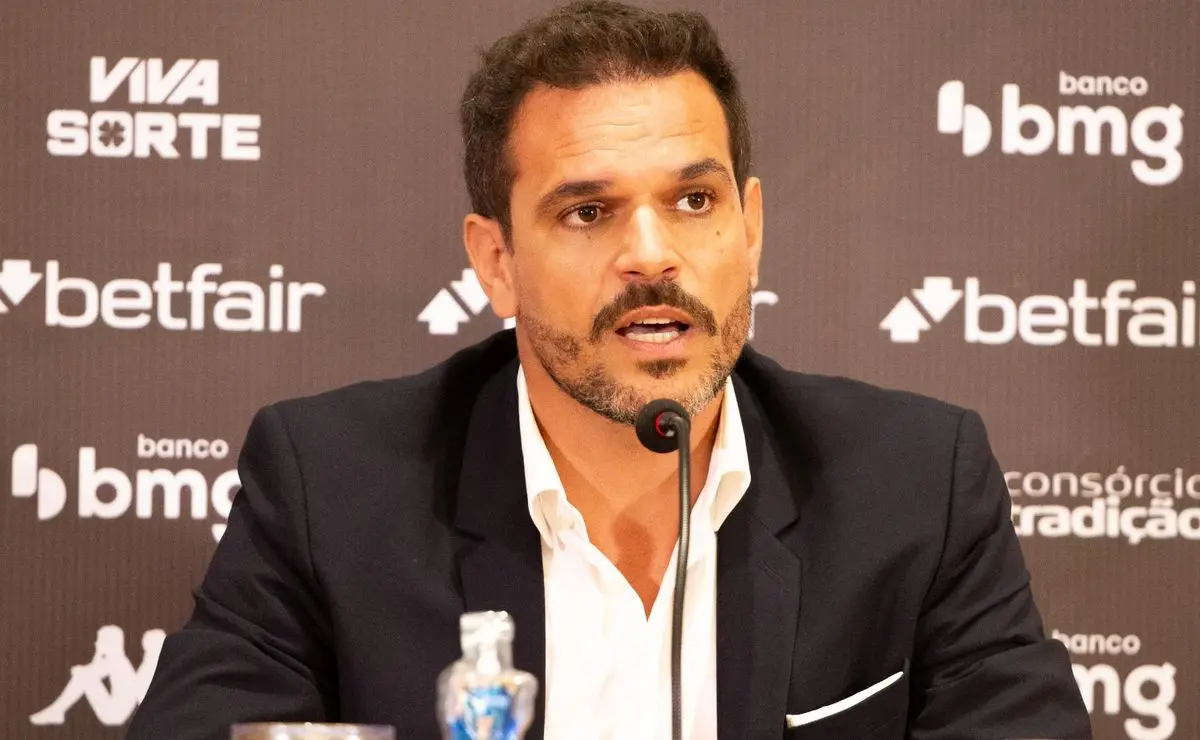 Andrés Gómez: a aposta de Admar Lopes, agora titular do Vasco sob o comando de Fernando Diniz Andrés Gómez: a aposta de Admar Lopes, agora titular do Vasco sob o comando de Fernando Diniz