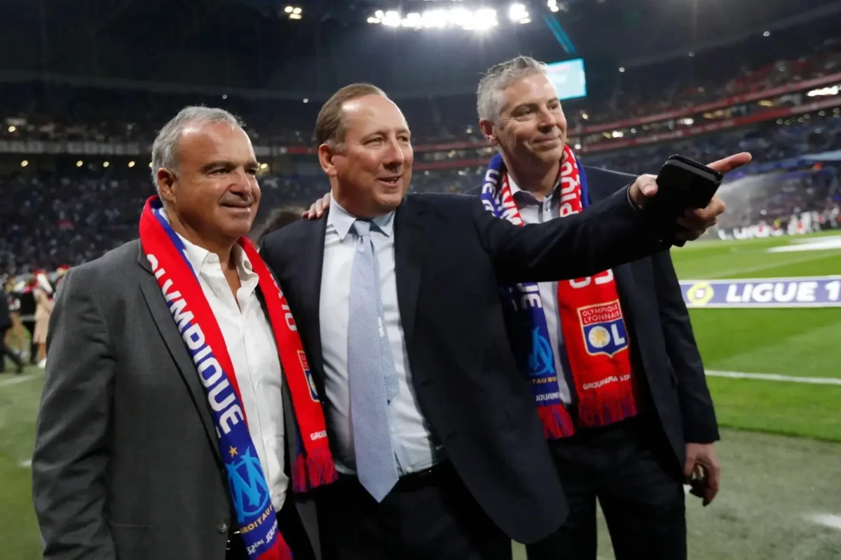 Ares concede alívio de dois anos a John Textor por dívida bilionária Ares concede alívio de dois anos a John Textor por dívida bilionária