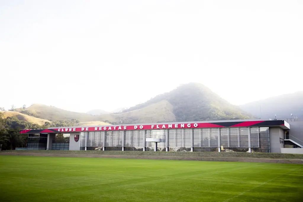 Bastidores: Teste antidoping inesperado perturba a rotina e gera queixas no Flamengo Bastidores: Teste antidoping inesperado perturba a rotina e gera queixas no Flamengo