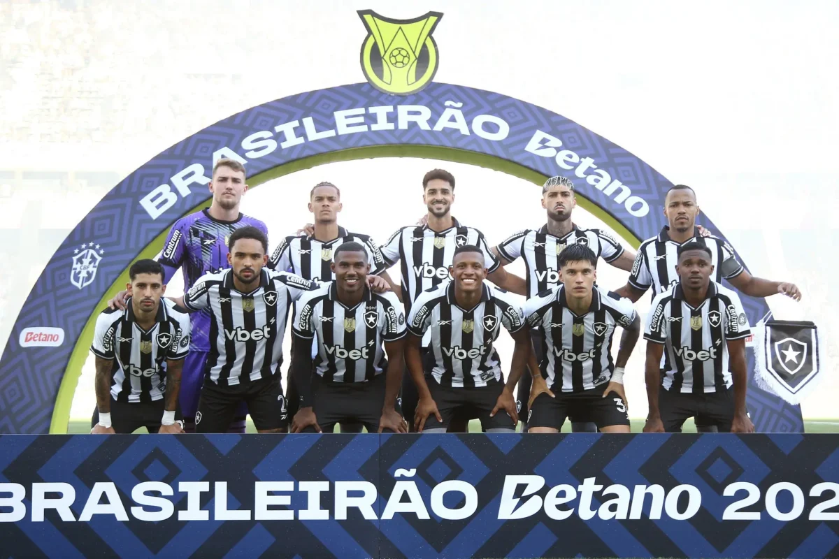 Botafogo deixa o G-6 do Brasileirão pela primeira vez no segundo turno
