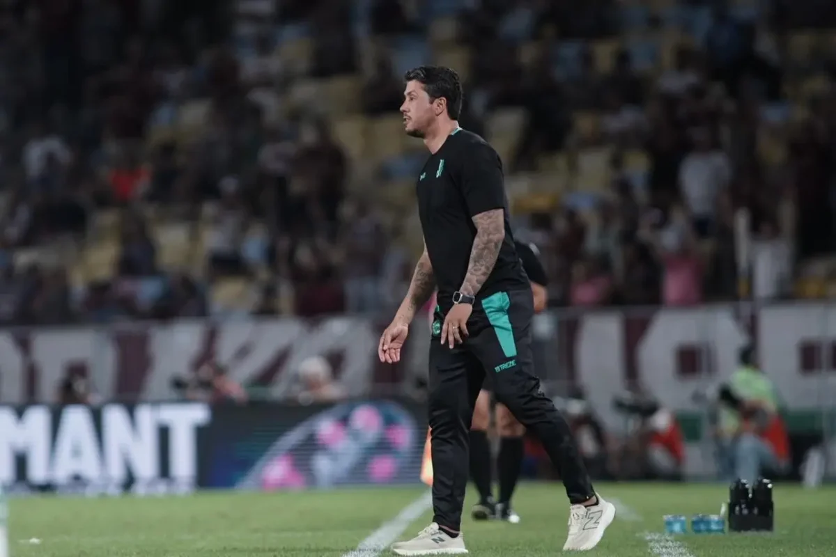 Carpini critica arbitrariedade em derrota do Juventude: "Se fosse o Fábio não daria escanteio"