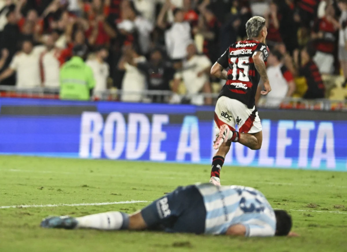 Contratação de Carrascal: Uma "perseguição" de uma década do diretor do Flamengo