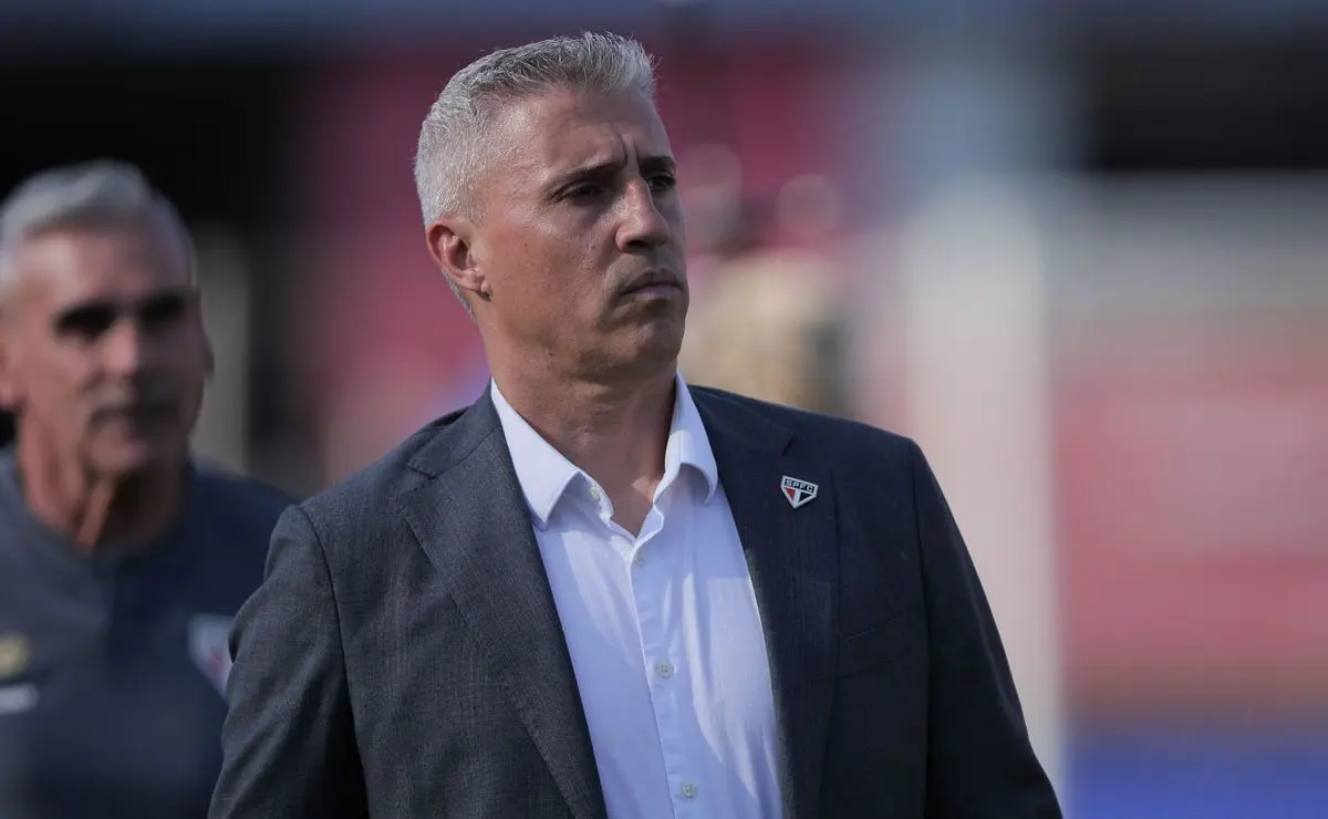 Crespo Busca Ampliar Bom Aproveitamento de 54% Contra Cariocas Diante do Vasco Crespo Busca Ampliar Bom Aproveitamento de 54% Contra Cariocas Diante do Vasco