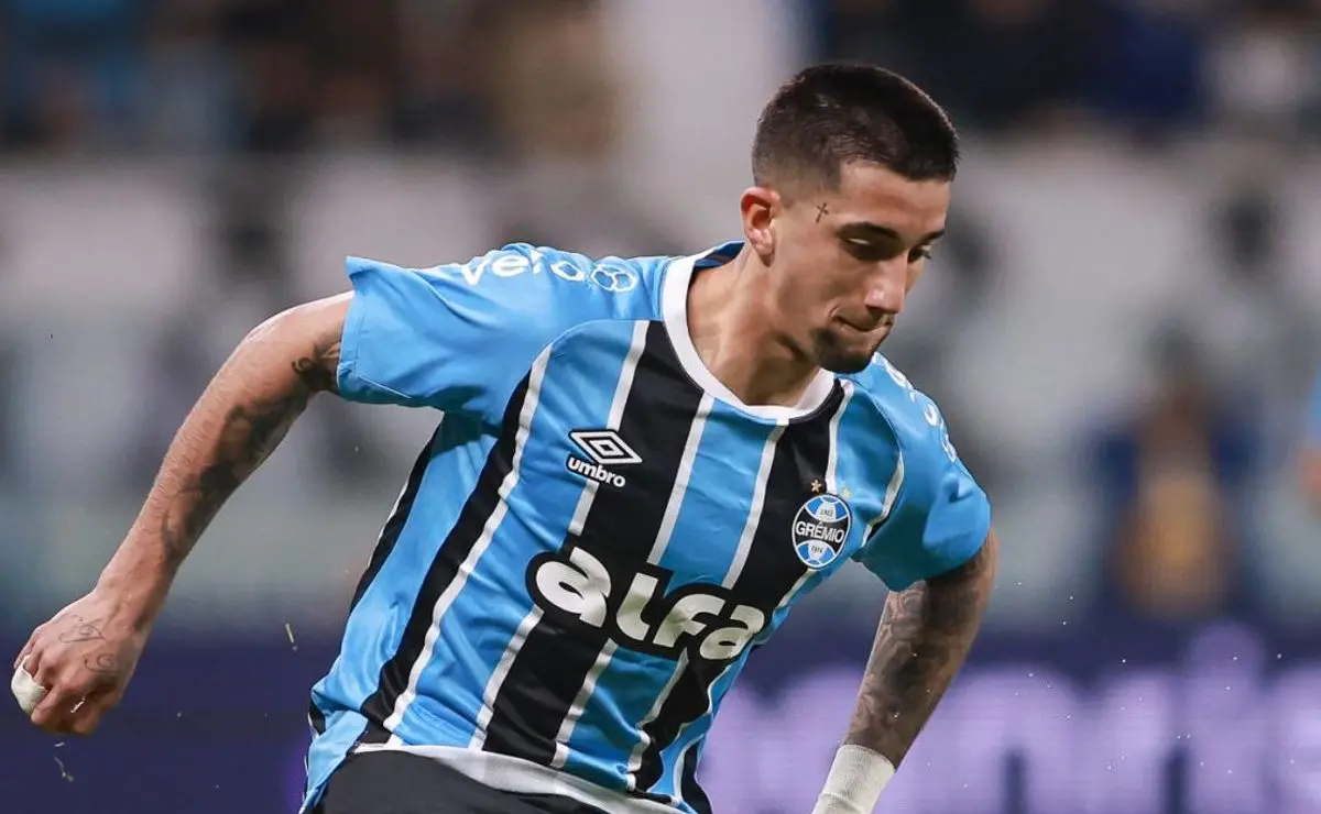 Cristian Olivera ignora sondagens de América do México e Toluca por conduta inadequada nos bastidores Cristian Olivera ignora sondagens de América do México e Toluca por conduta inadequada nos bastidores