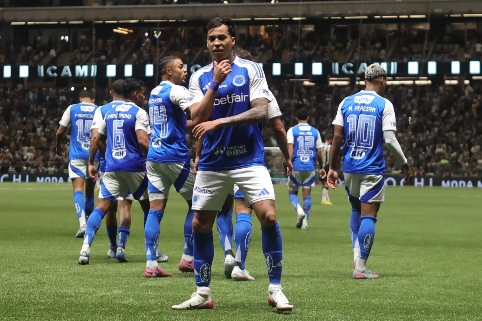 Cruzeiro busca se isolar como maior desafio do Atlético-MG na Arena MRV por retomada no Brasileiro Cruzeiro busca se isolar como maior desafio do Atlético-MG na Arena MRV por retomada no Brasileiro
