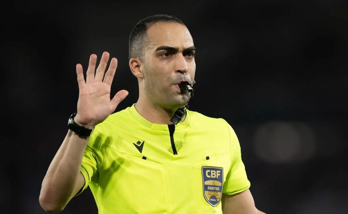 Davi de Oliveira Lacerda salva Palmeiras em pênalti após polêmicas na última semana