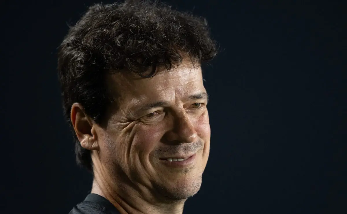 Diniz reforça pedido por Rayan, do Vasco, na Seleção e avisa Ancelotti: ‘Tem que estar no radar’ Diniz reforça pedido por Rayan, do Vasco, na Seleção e avisa Ancelotti: 'Tem que estar no radar'