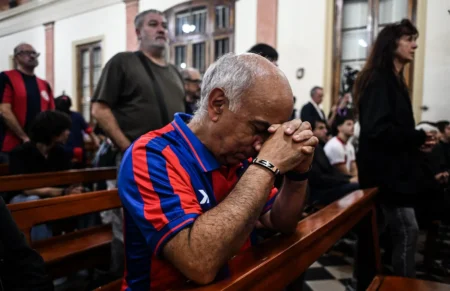 Dívidas, Falência e Crise Institucional: Entenda a Crise do San Lorenzo na Época da Morte do Papa
