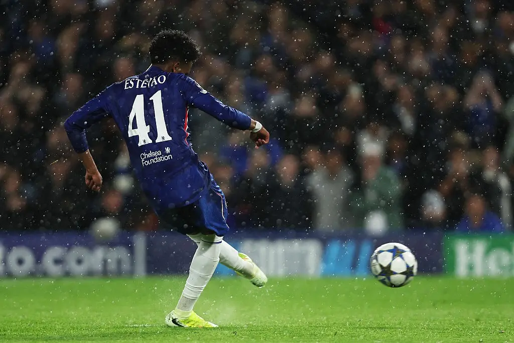 Estêvão: O Jovem Recordista do Chelsea na Champions League Estêvão: O Jovem Recordista do Chelsea na Champions League