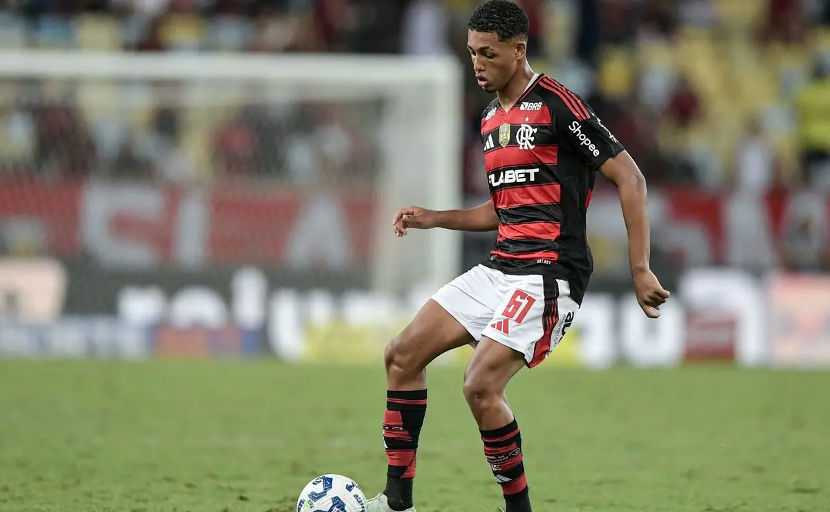 Filipe Luís não se empolga com saída de João Victor do Flamengo por empréstimo é estudada