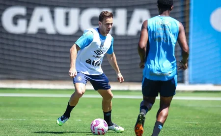 Grêmio terá reforços de Arthur e Tiago Volpi contra o Juventude pelo Brasileirão Betano Grêmio terá reforços de Arthur e Tiago Volpi contra o Juventude pelo Brasileirão Betano