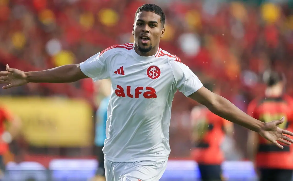 Internacional vende Gustavo Prado por 15 milhões de euros ao Brighton, diz jornalista. Internacional vende Gustavo Prado por 15 milhões de euros ao Brighton, diz jornalista.